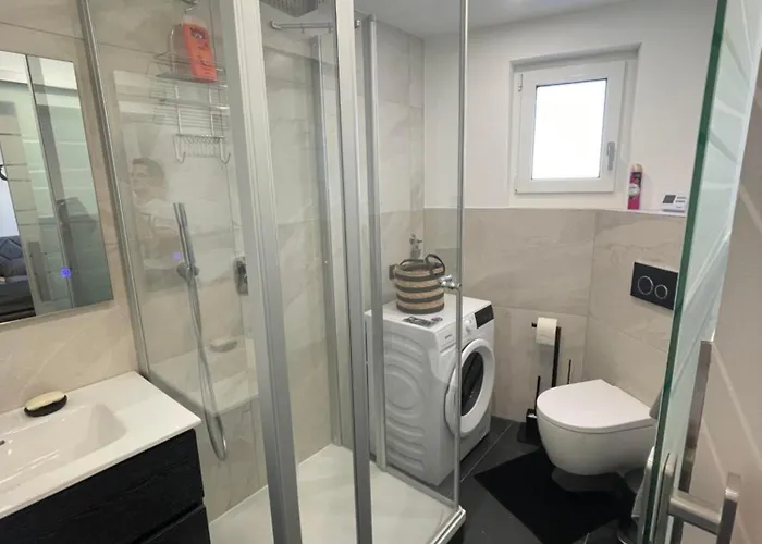 Leo * Ζέεφελντ